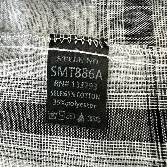 POL Oversized Black and Gray Plaid Button-Down High Low Tunic Top Size Small - Picture 6 of 8